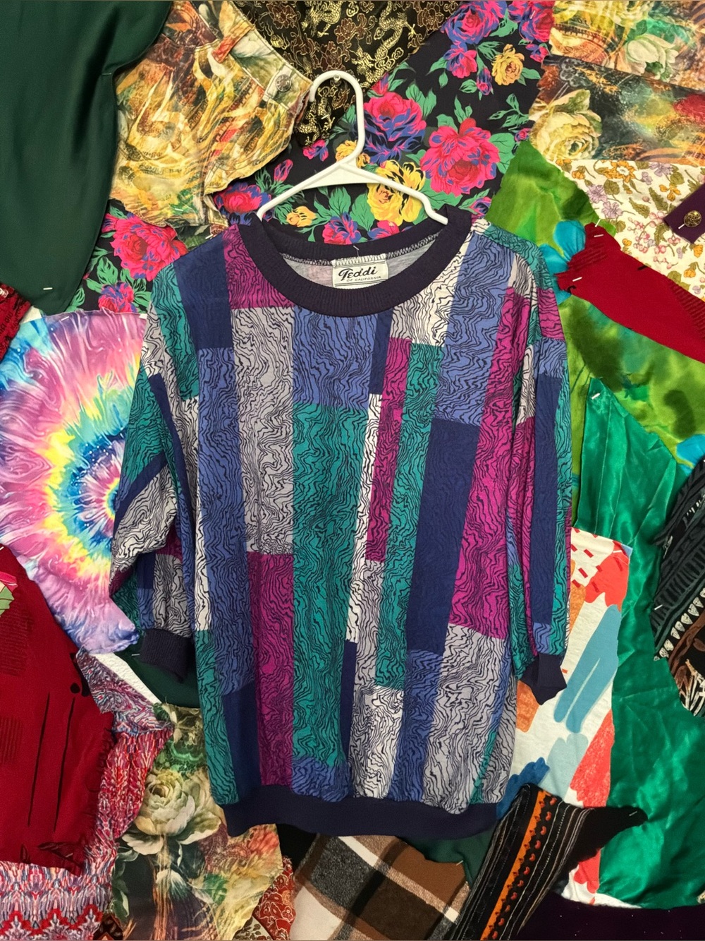 Teddi Multicolor Wave-Print Pullover in Teal, Purple, Navy